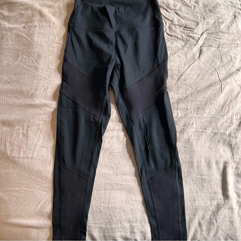 Zyia Black Momentum Brilliant Hi-Rise 7/8 24”